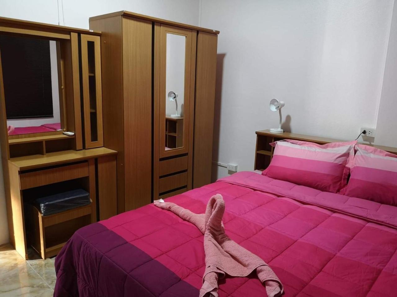 Baan Sabaijai Resort That Phanom Dış mekan fotoğraf